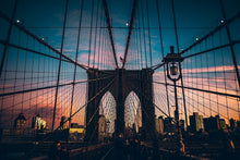 Load image into Gallery viewer, Photo Wallpaper Brooklyn Bridge in the evening light