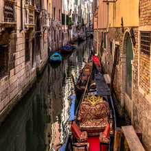 Load image into Gallery viewer, Photo Wallpaper The gondolas of Venice