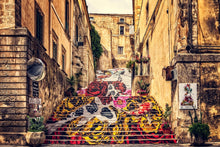 Load image into Gallery viewer, Photo Wallpaper Graffiti in Sicily