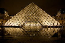 Load image into Gallery viewer, Photo Wallpaper At night at the Louvre