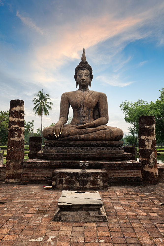 Photo Wallpaper Buddha Statue at Dusk