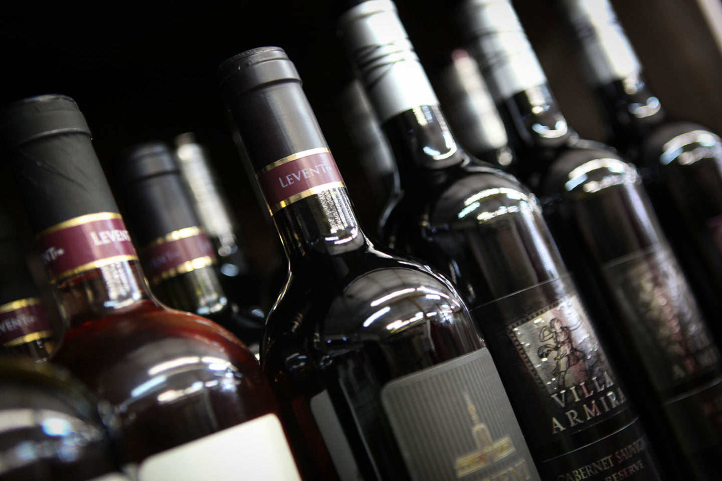 Photo Wallpaper Bottled Wines