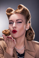 Photo Wallpaper Pin Up Kiss