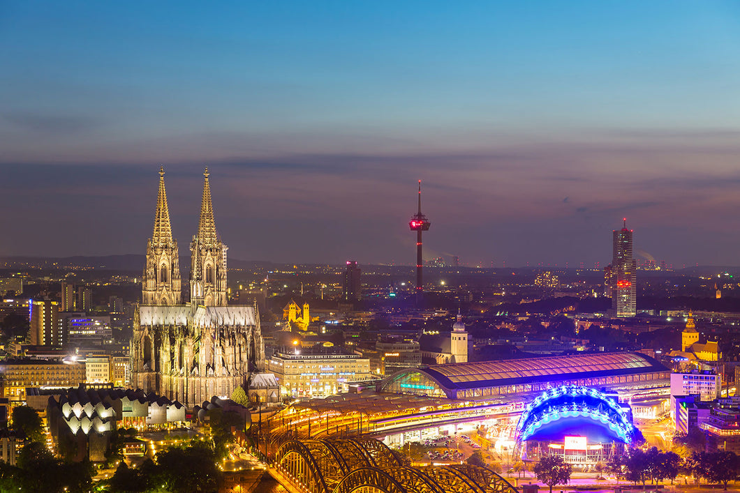 Photo Wallpaper Skyline Cologne Cathedral At Night
