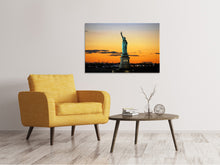 Load image into Gallery viewer, Canvas print Statue of Liberty in the evening light
