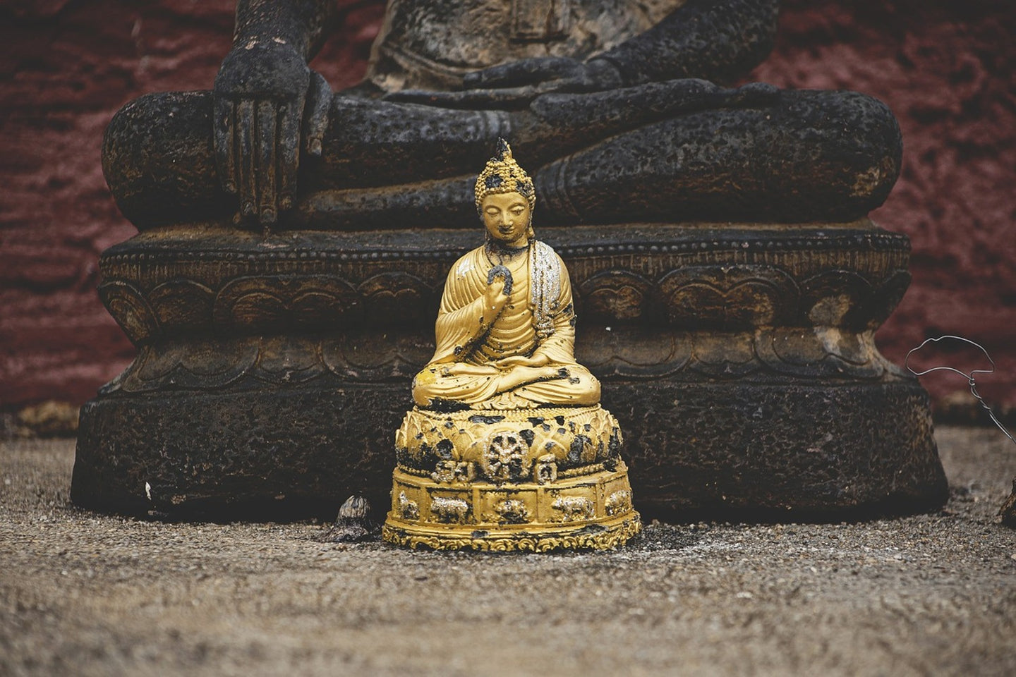 Photo Wallpaper Antique Buddha