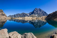 Photo Wallpaper Calming mountain lake
