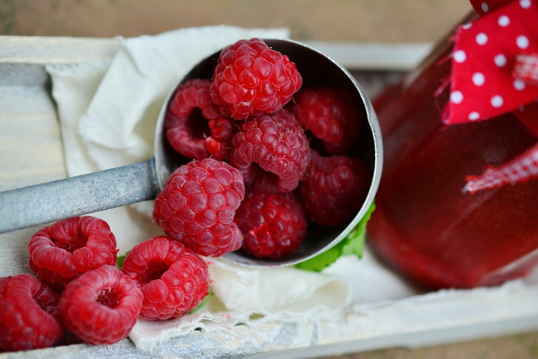 Photo Wallpaper Fresh raspberries
