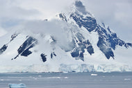 Photo Wallpaper Gigantic Antarctic