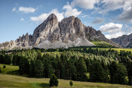 Photo Wallpaper Imposing mountain landscape