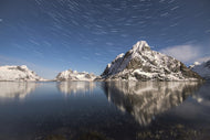 Photo Wallpaper Reflections at the mountains