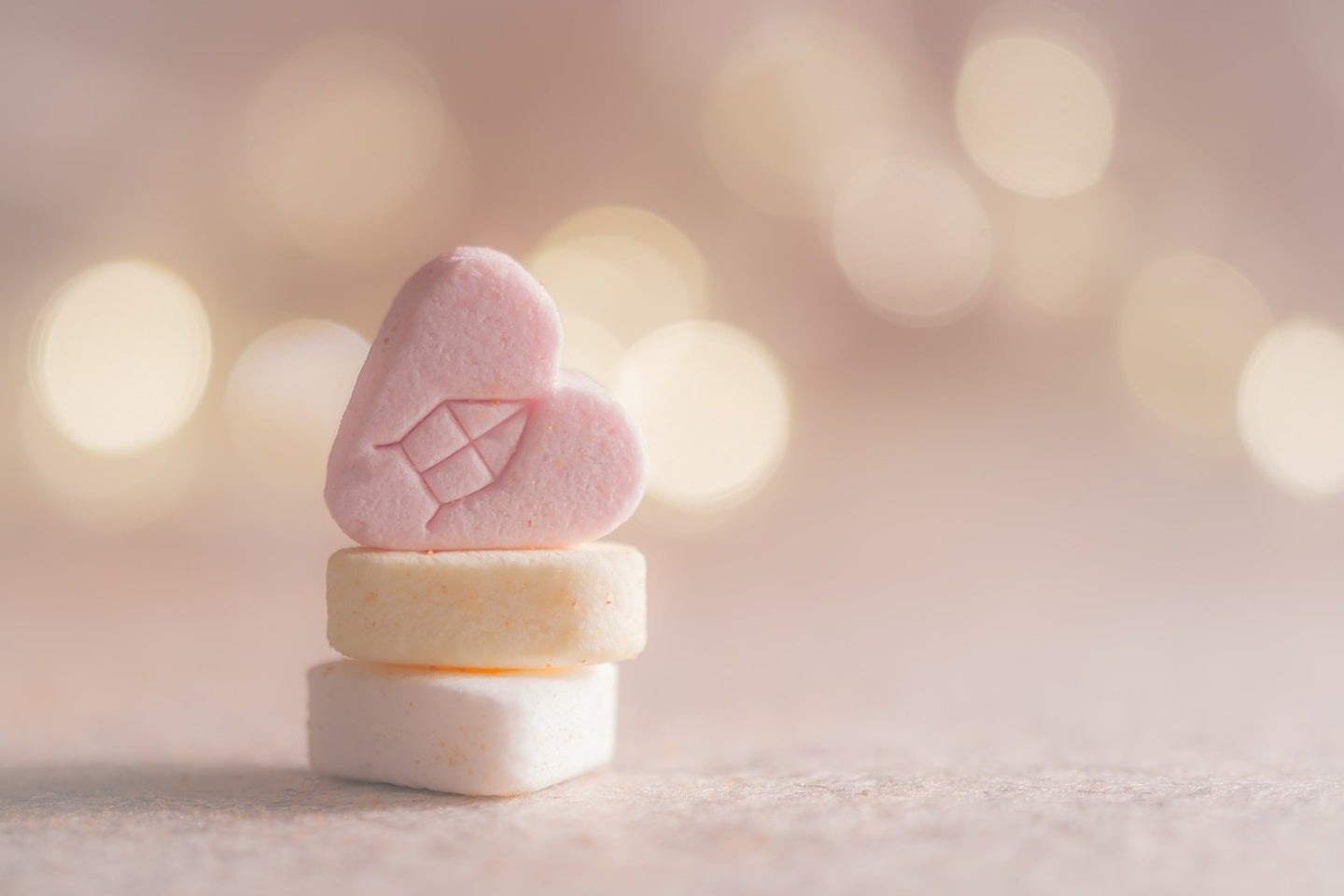 Photo Wallpaper Sweet hearts XL