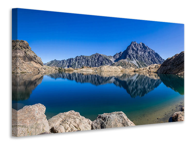 Canvas print Calming mountain lake