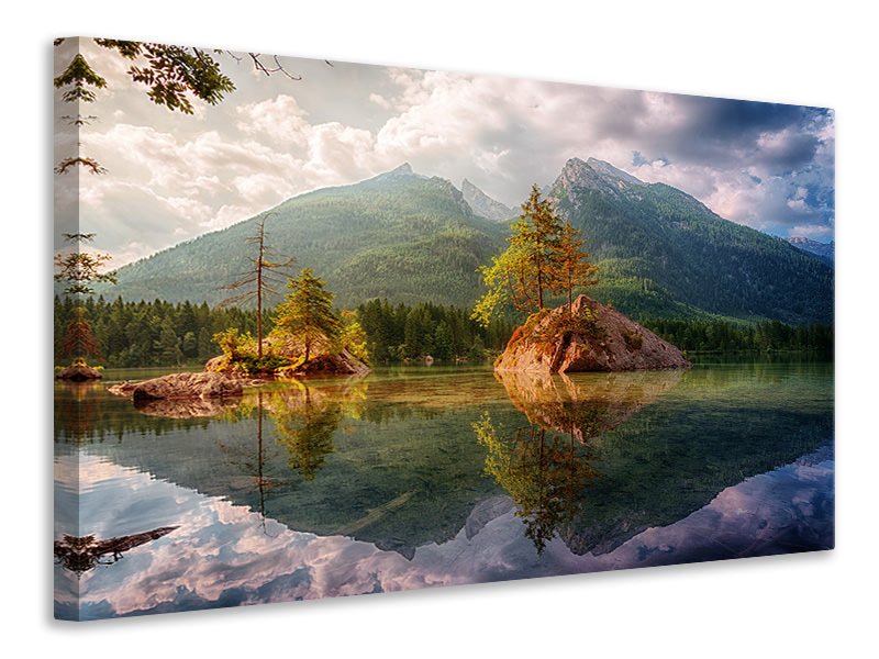 Canvas print The clear mountain lake